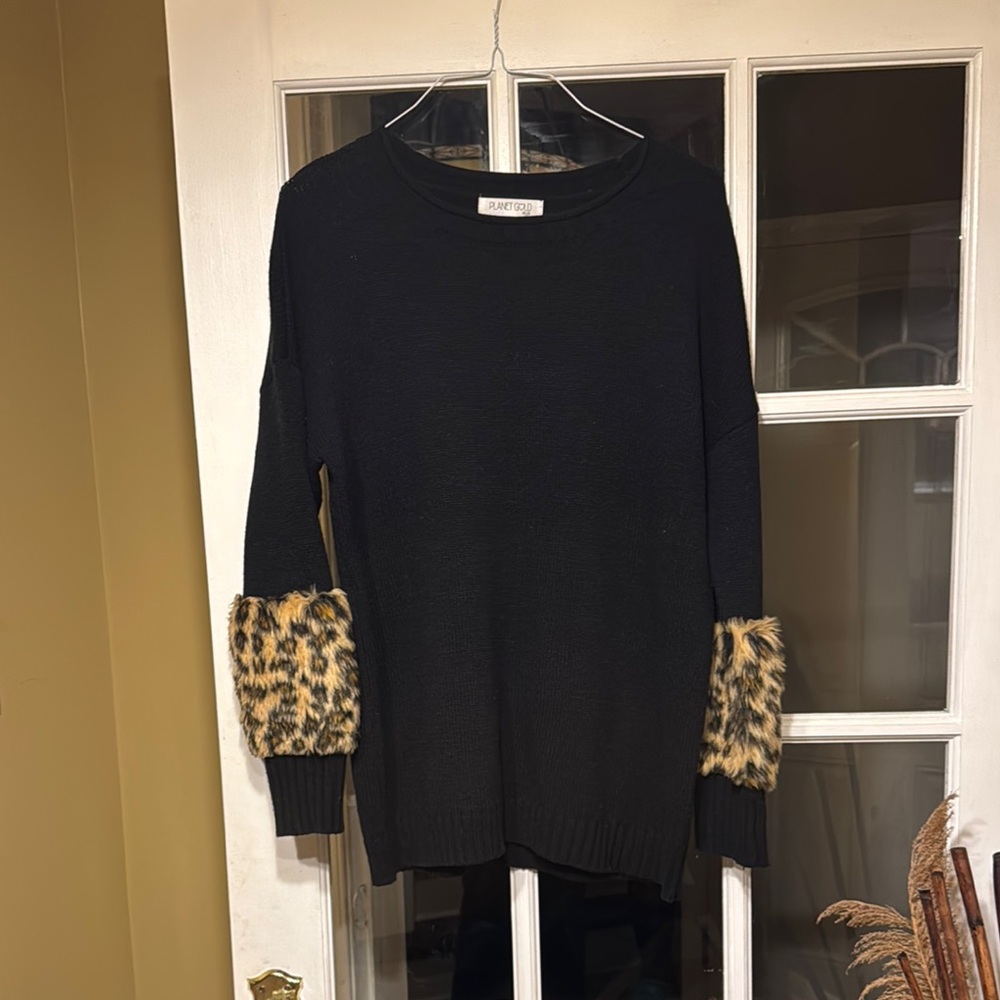 Black sweater with leopard cuffs and